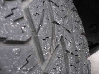 タイヤ 溝